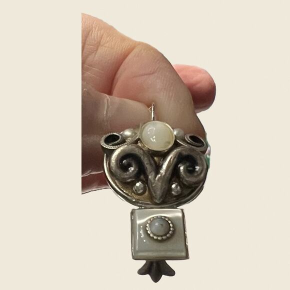 Michal Golan Filigree Silver MOP Earrings pre-owned excellent - Picture 4 of 4